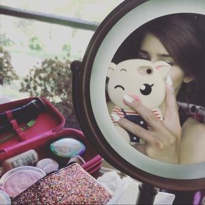 Meet your Posher, Destinee